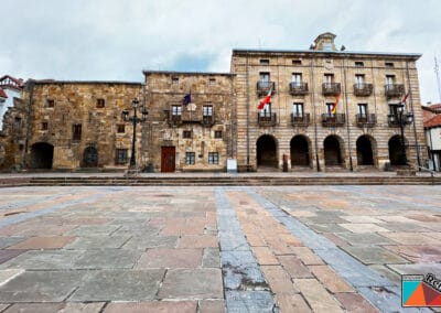 Torreón de Navamuel y Manrique