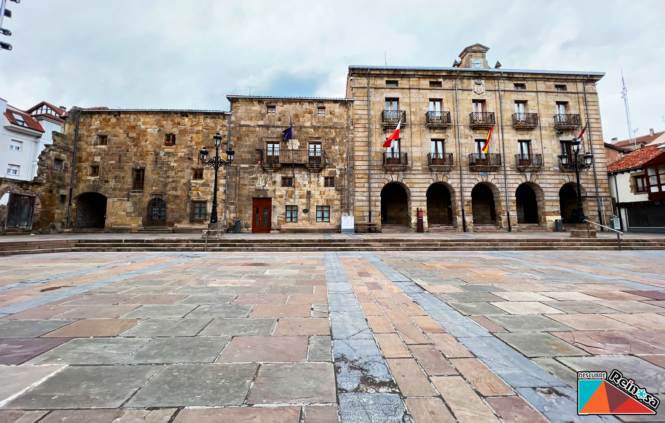 Torreón de Navamuel y Manrique